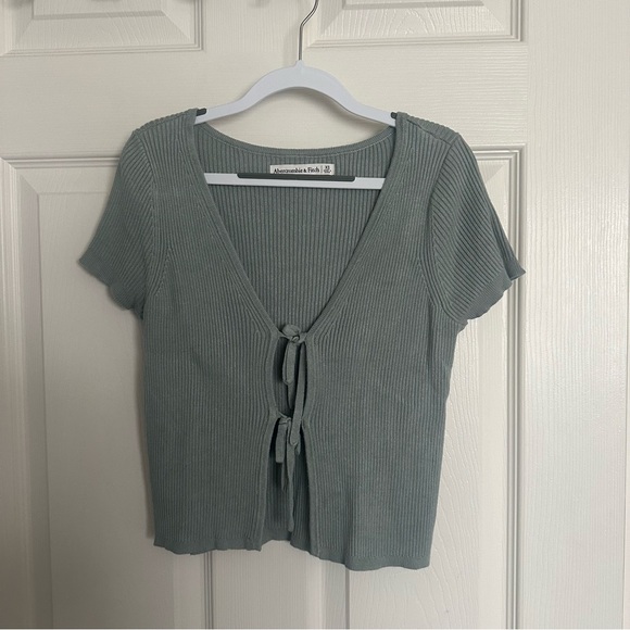 Abercrombie & Fitch Tops - Abercrombie top